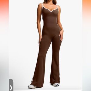 VILANVA NWT SWEETHEART NECK ADJ STRAPS FLARE LEG TUMMY SUPPORT JUMPSUIT